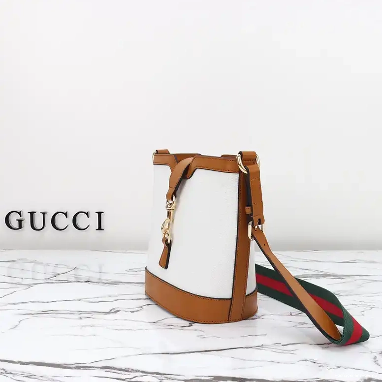 Fashionrepsfam ru Prada 2407YZ0005 Bags 0814